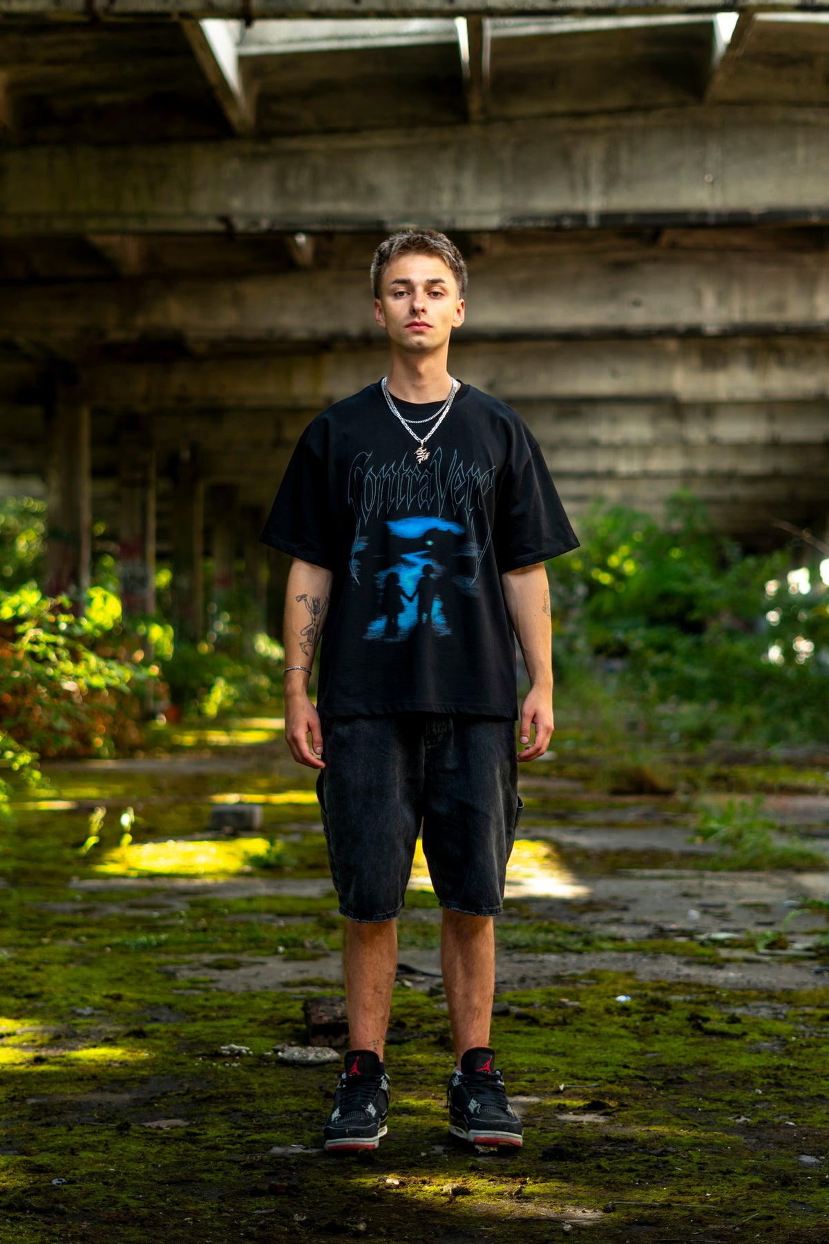 CV-01-01 | BOXY TEE